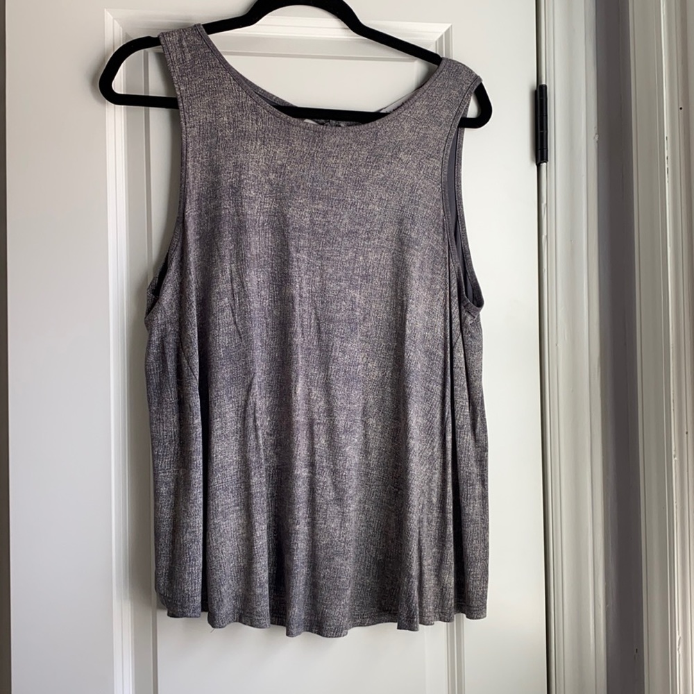 Open back detail tank top